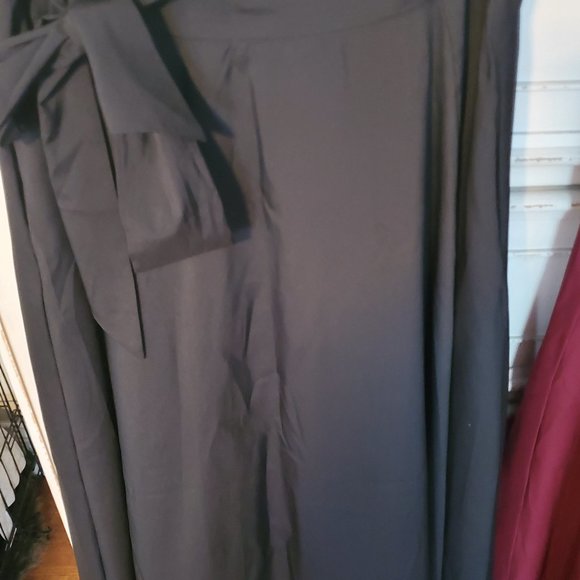 Long skirts - Picture 1 of 5